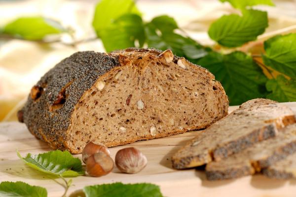 Haselnuss mit Mohn Brot 750g
